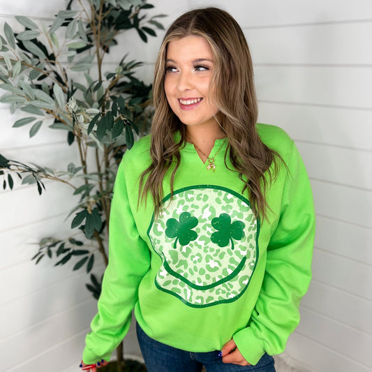 Lucky Smile Cotton Blend Long Sleeve Green Avery Mae Graphic Crewneck Sweatshirt